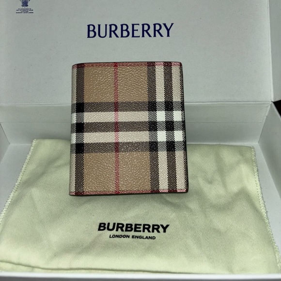 burberry wallet